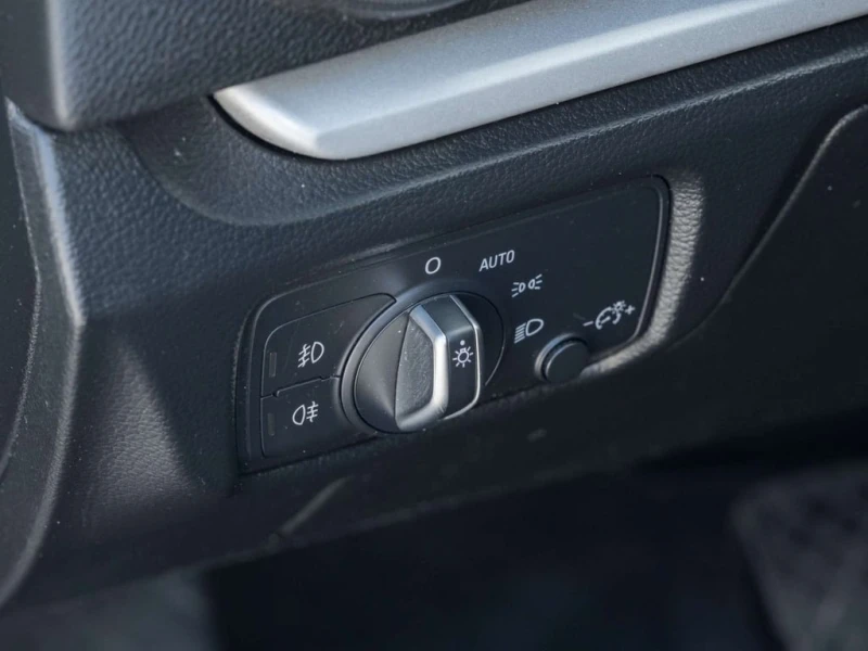 Audi A3 * quattro Premium, quattro Komfort (Canada) * CARF, снимка 13 - Автомобили и джипове - 53088276