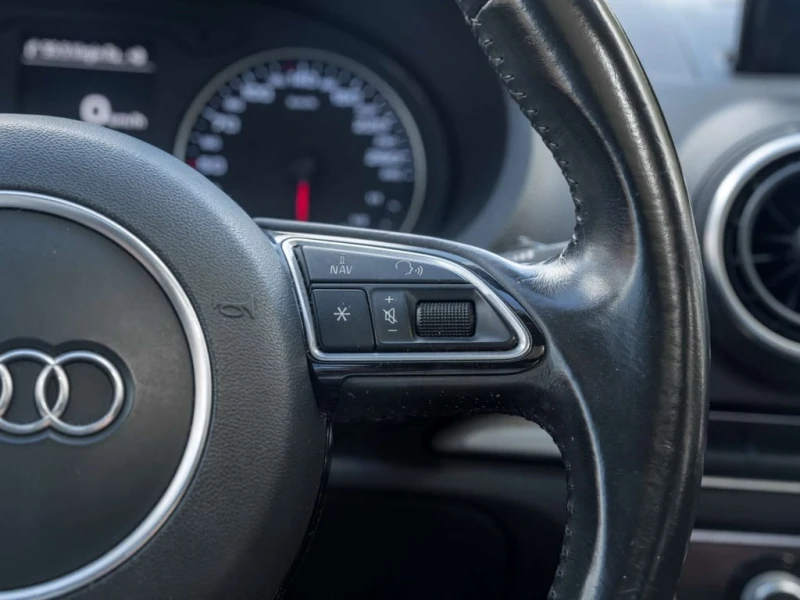 Audi A3 * quattro Premium, quattro Komfort (Canada) * CARF, снимка 10 - Автомобили и джипове - 53088276