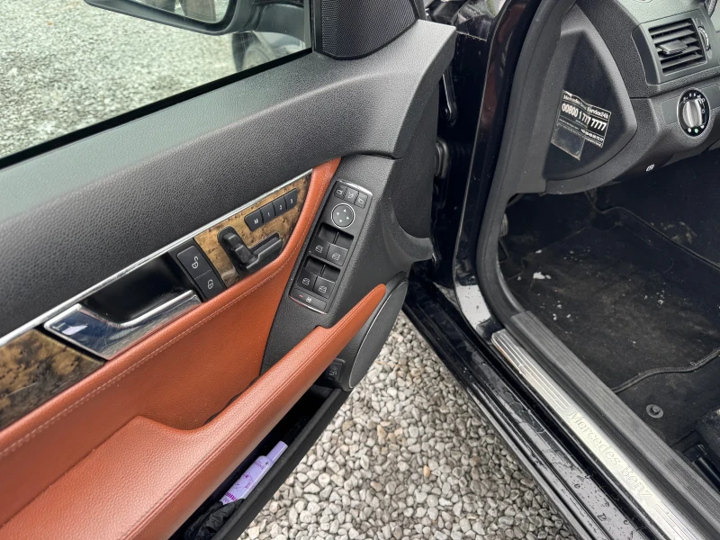Mercedes-Benz C 320 AMG FULL AVTOMAT PANORAMA FULL FULL, снимка 11 - Автомобили и джипове - 53373251