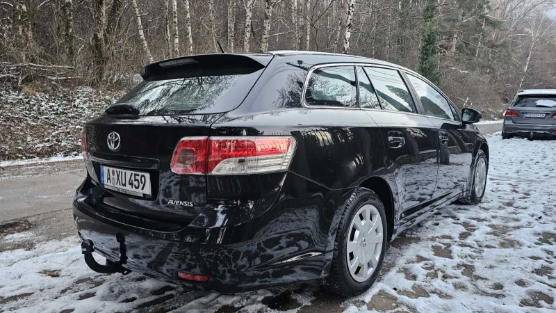Toyota Avensis 1.8, снимка 7 - Автомобили и джипове - 53457604