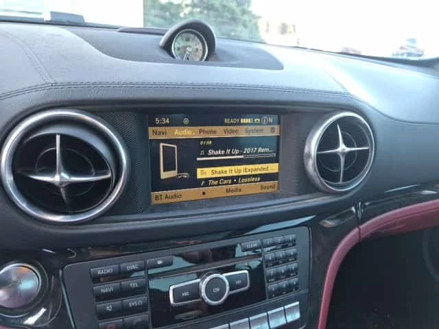 Mercedes-Benz SL 550 / Carfax / Автокредит , снимка 5 - Автомобили и джипове - 56207840