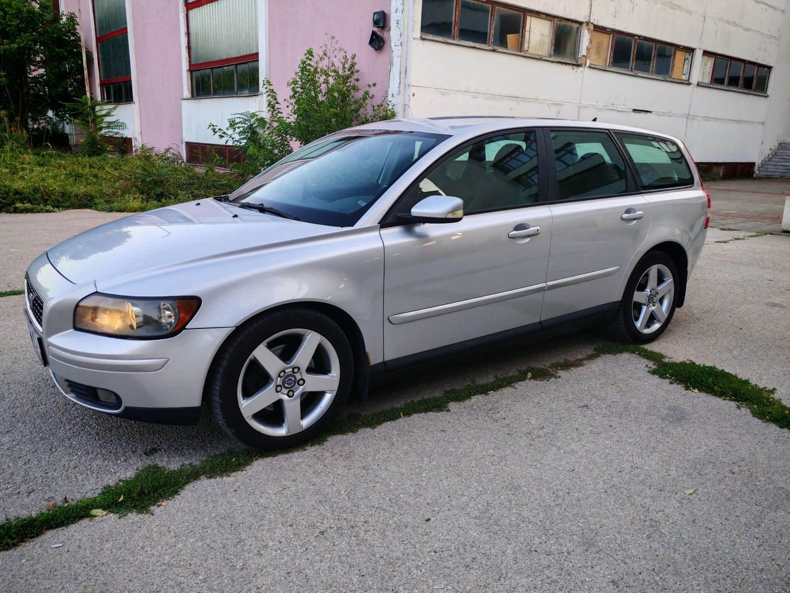 Volvo V50 2.4i GAZ AVTOMATIK - изображение 2