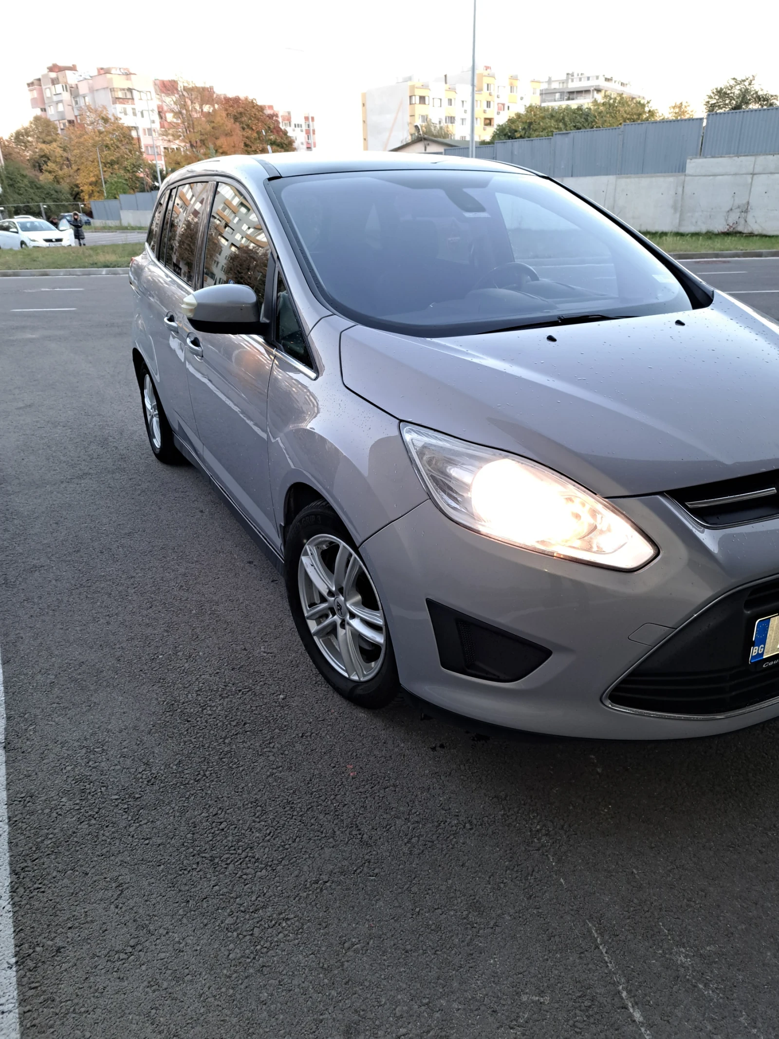 Ford C-max 1.6 Tdci 95 к.с. - изображение 2