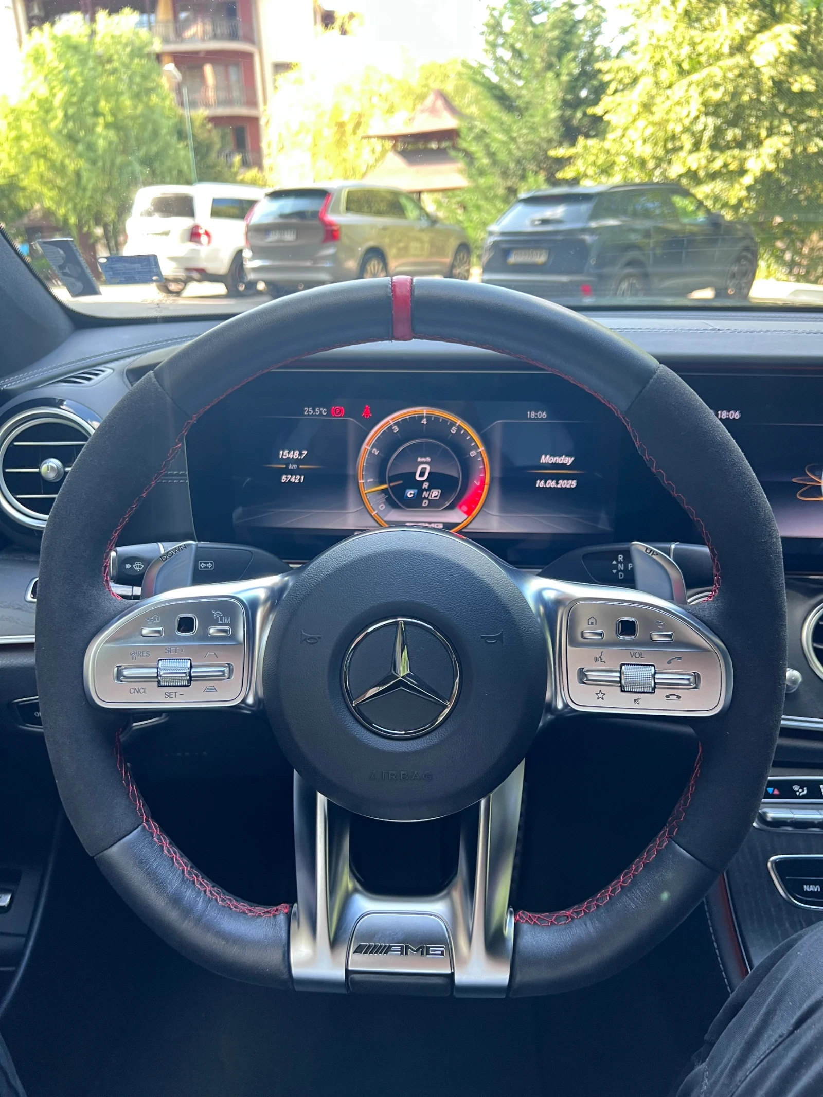 Mercedes-Benz E 63 AMG E63S BURMASTER* PANO* MASSAGE - изображение 9