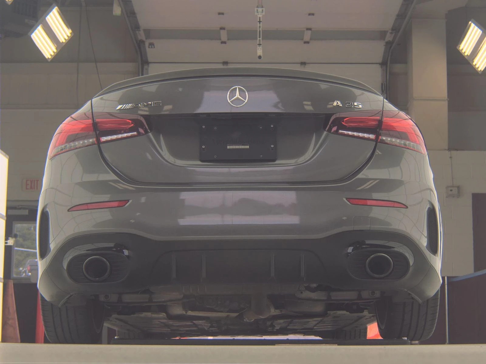 Mercedes-Benz A 35 AMG 4MATIC/1 СОБСТВЕНИК/ПАНО - изображение 7