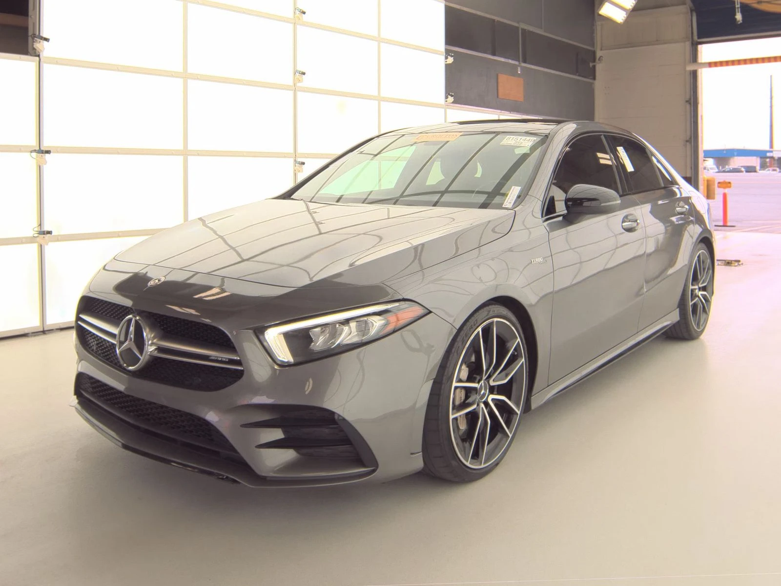 Mercedes-Benz A 35 AMG 4MATIC/1 СОБСТВЕНИК/ПАНО - изображение 4