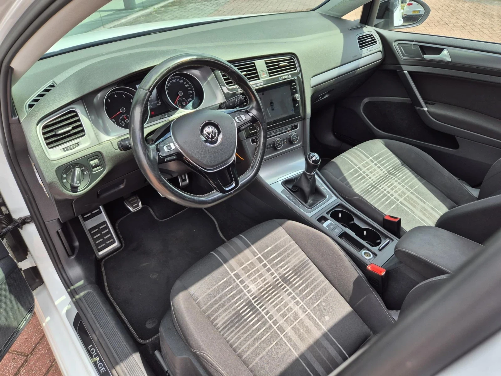 VW Golf 1.2 TSI Lounge  - изображение 7