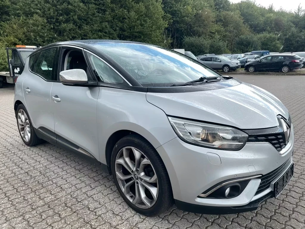 Renault Scenic Experience 1.5 D - изображение 2