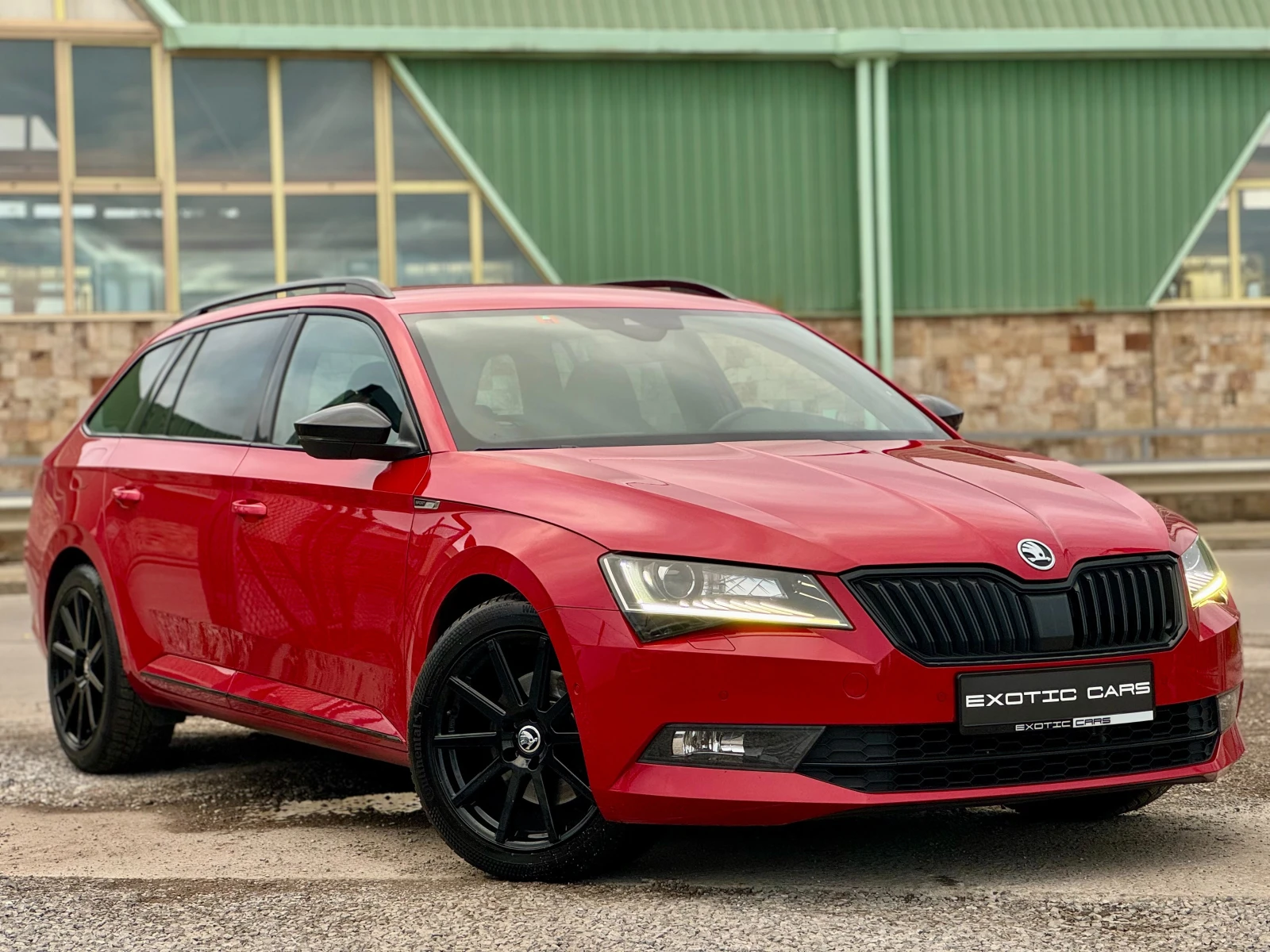 Skoda Superb 2.0TDI 4x4 SportLine ! SWISS ! | Mobile.bg   1