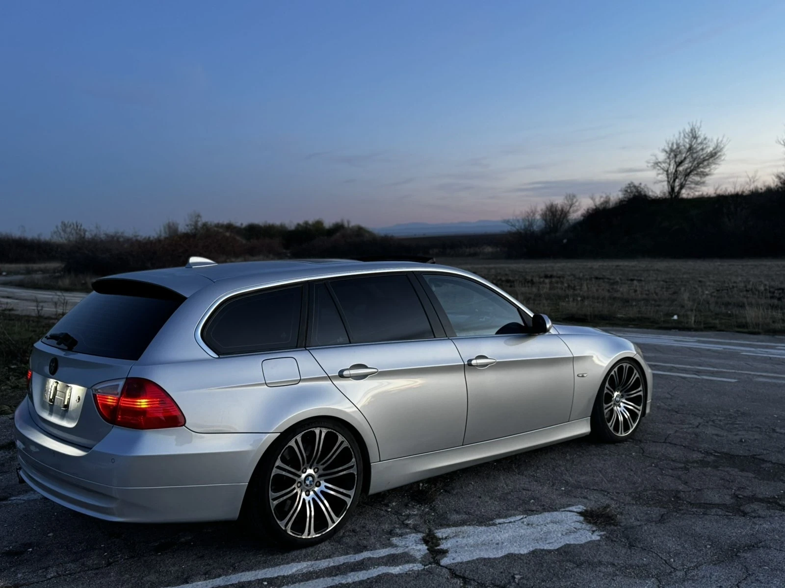 BMW 330 330d | Mobile.bg   5