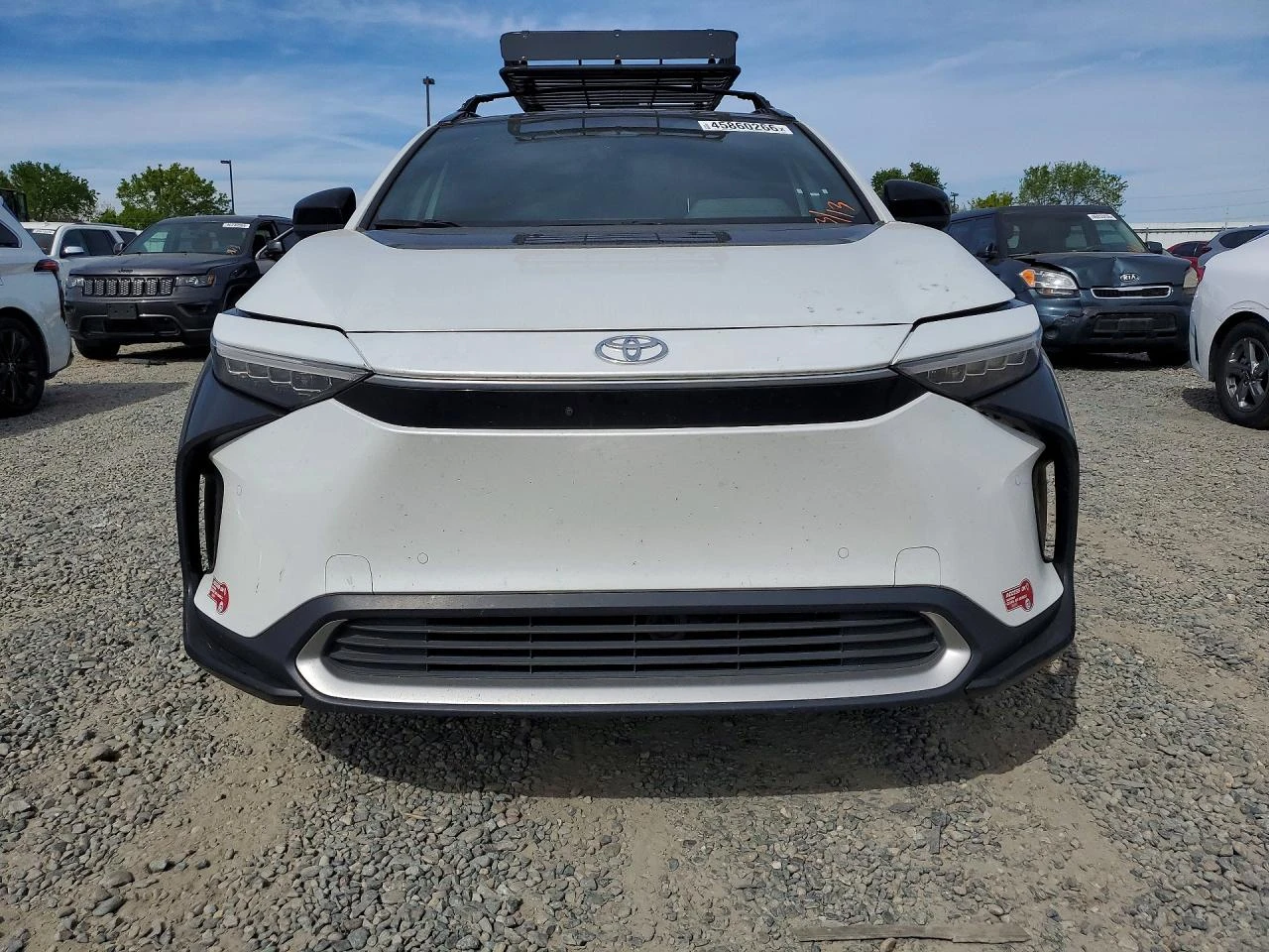 Toyota bZ4X Limited, снимка 5 - Автомобили и джипове - 53935389