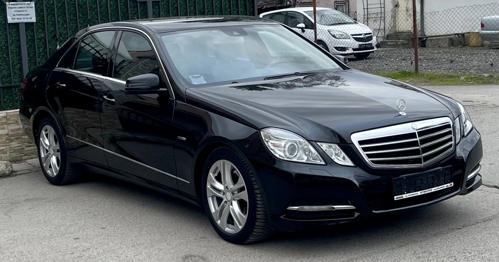 Mercedes-Benz E 350 CDI 4 MATIC EURO 5A теглич, снимка 3 - Автомобили и джипове - 53977934