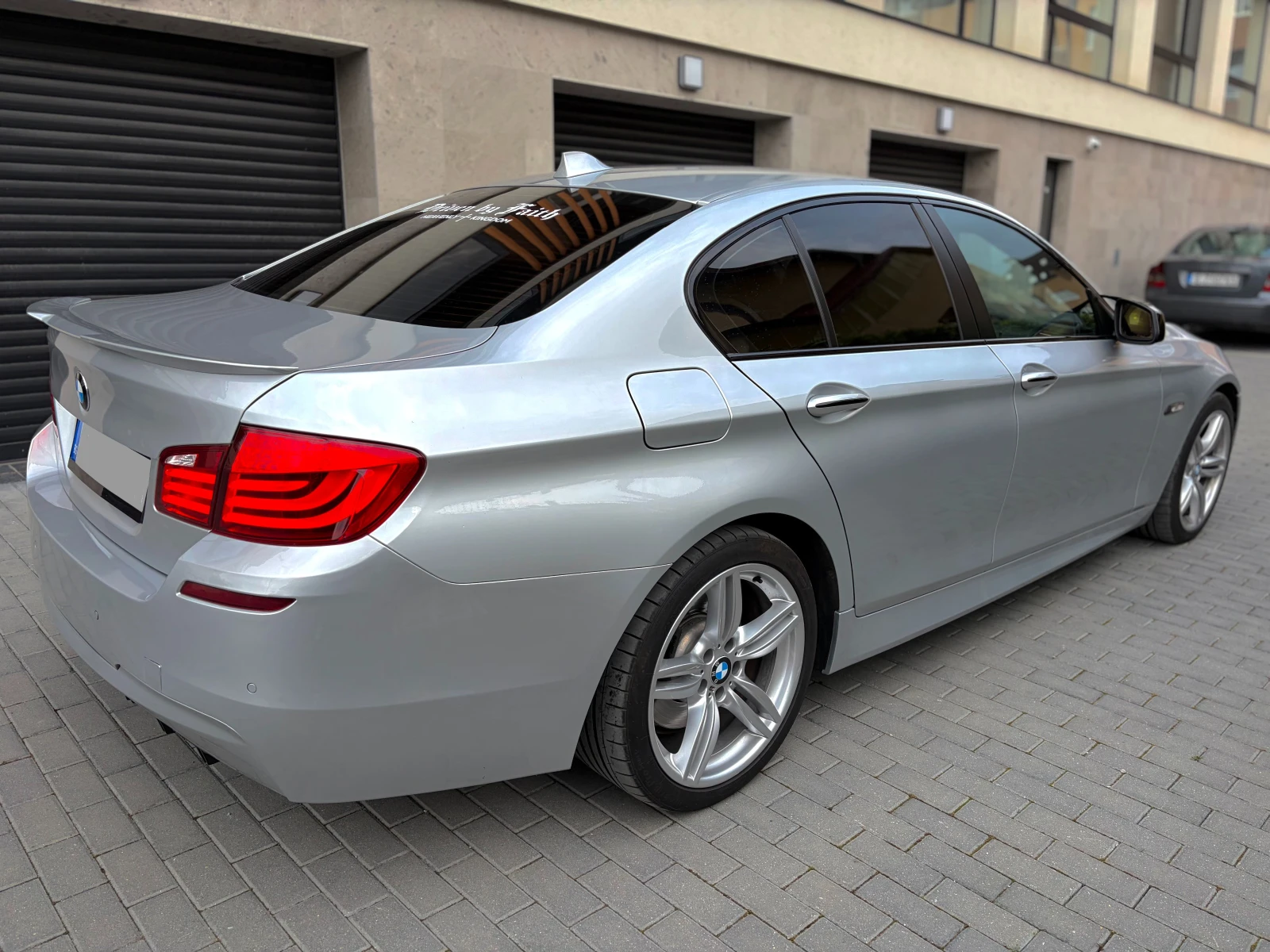 BMW 530 d, M-Packet, SAT 8HP, снимка 4 - Автомобили и джипове - 53985051