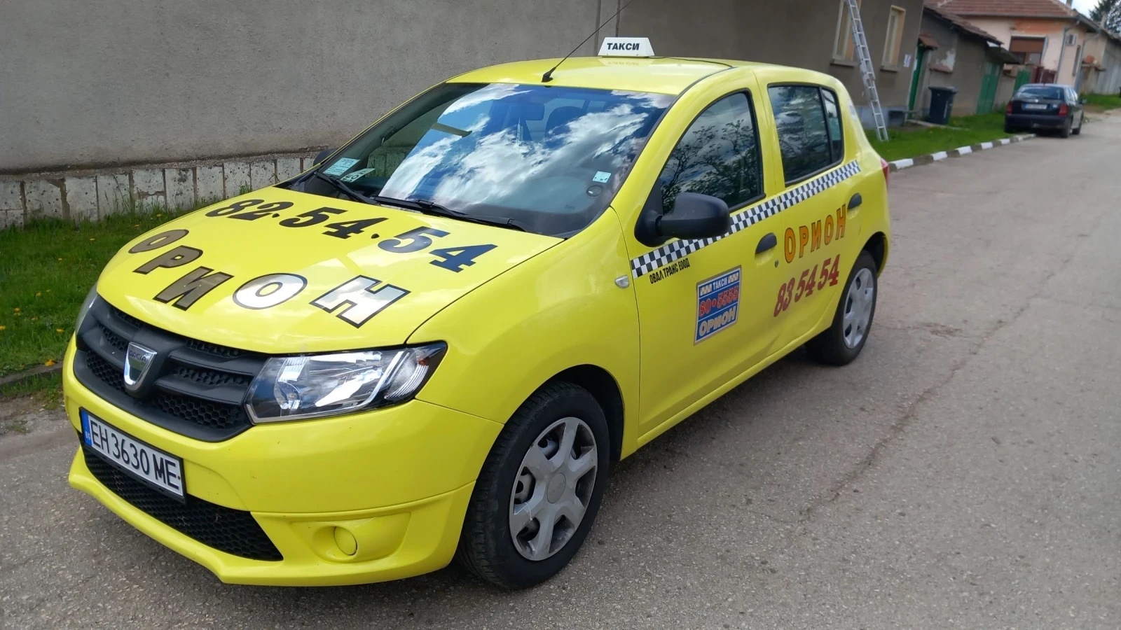 Dacia Sandero, снимка 2 - Автомобили и джипове - 54301681