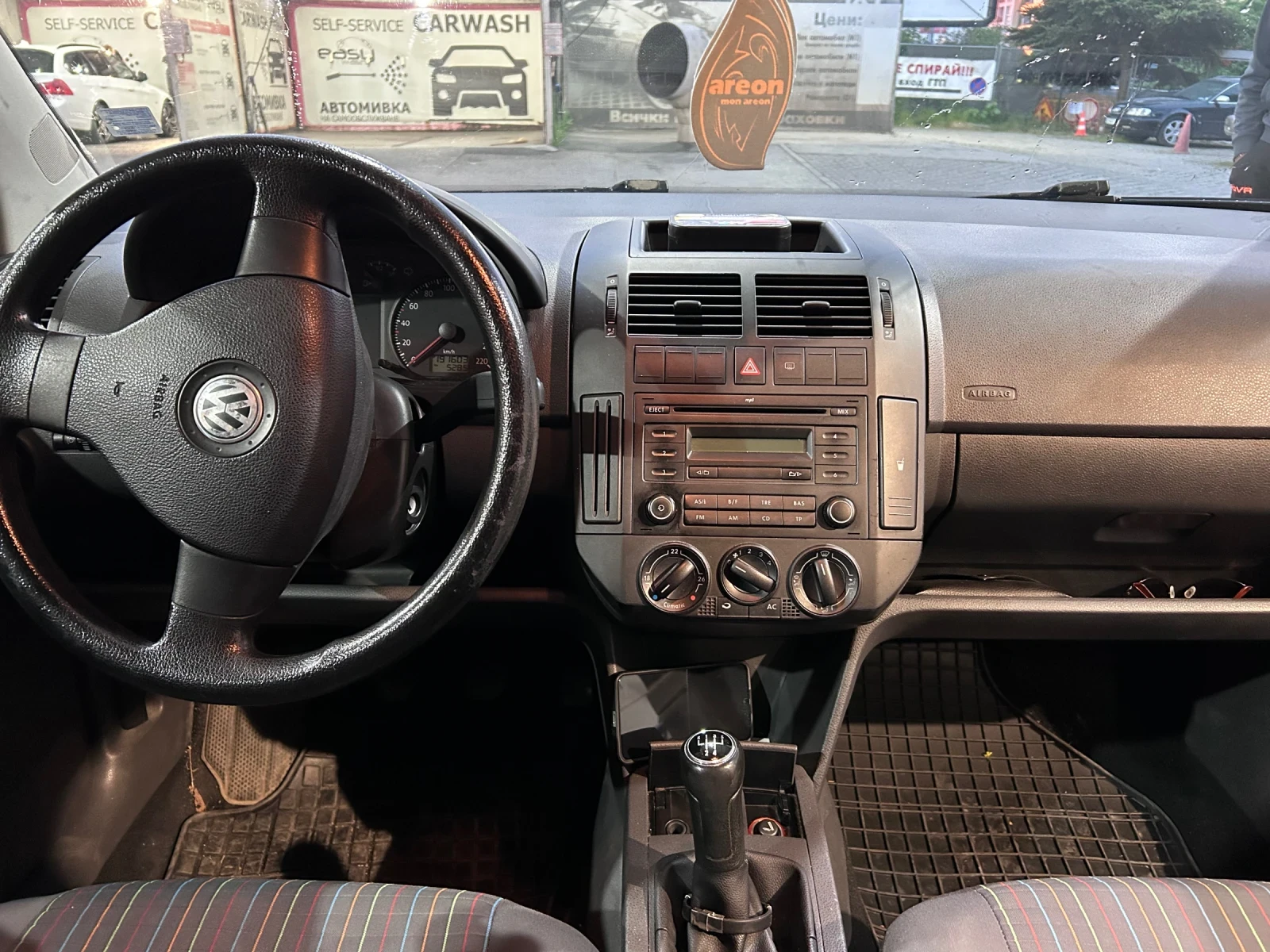 VW Polo, снимка 5 - Автомобили и джипове - 54496866
