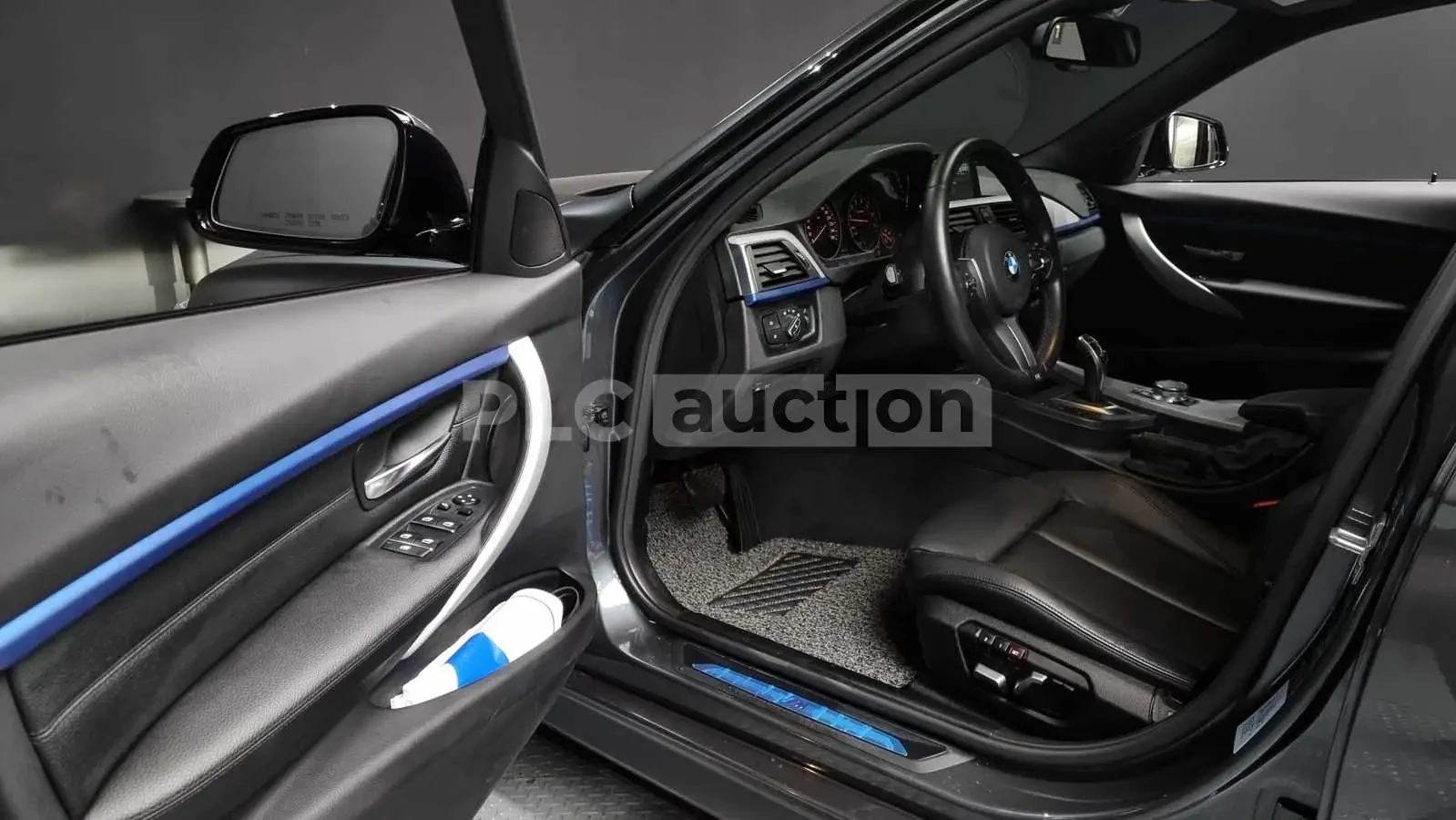BMW 330 M-pack* AMBIENTNO* ПОДГРЕВИ* ШИБИДАХ* , снимка 9 - Автомобили и джипове - 54552779
