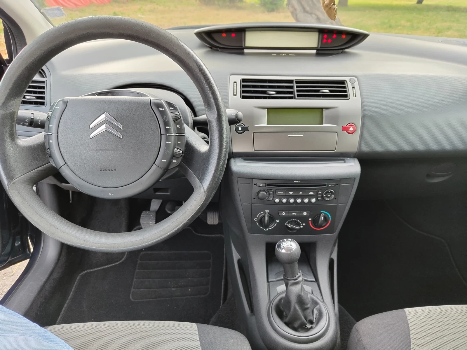 Citroen C4 1.6 HDi (66 kW), снимка 14 - Автомобили и джипове - 54570484