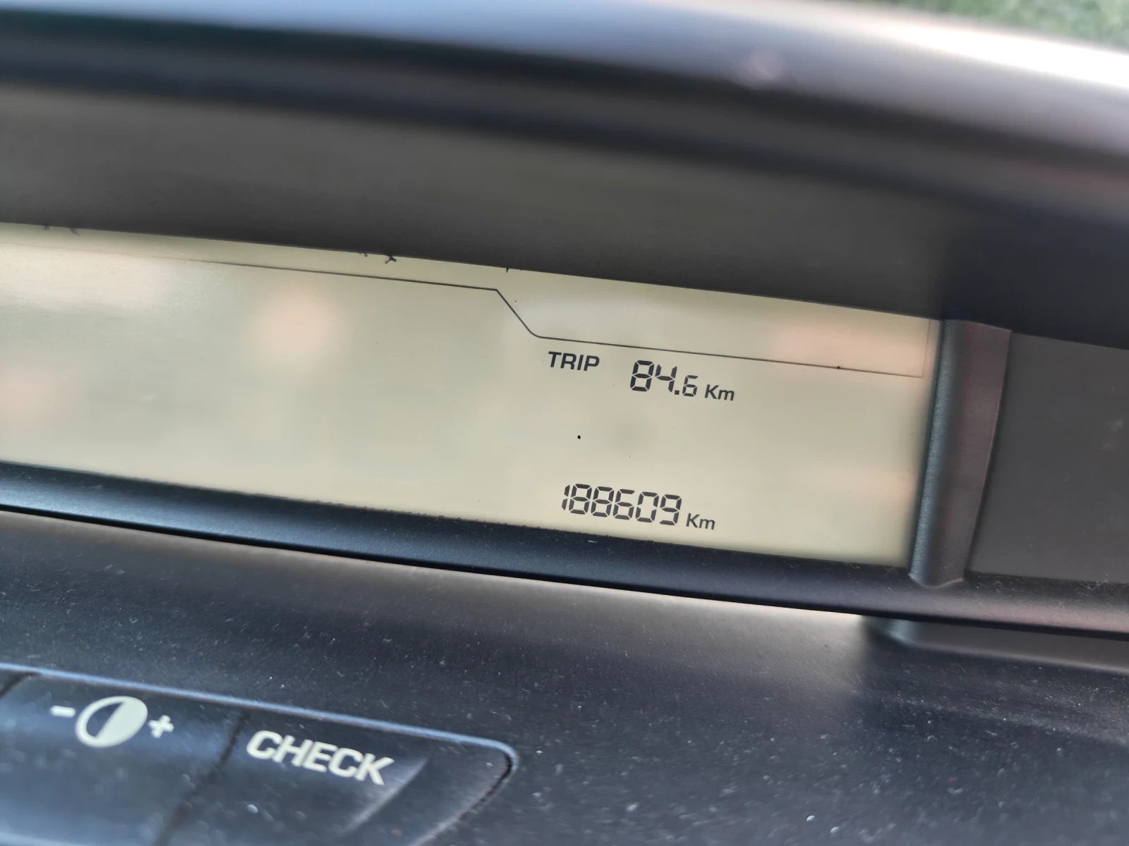 Citroen C4 1.6 HDi (66 kW), снимка 15 - Автомобили и джипове - 54570484