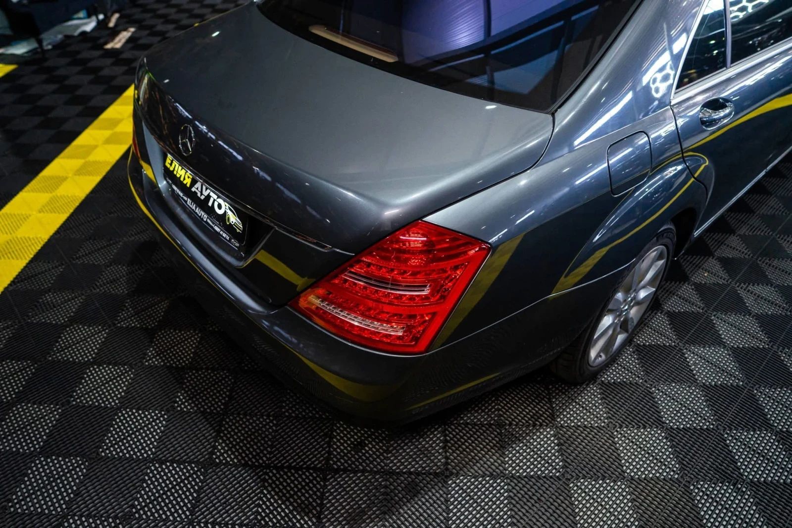 Mercedes-Benz S 500 LONG FACELIFT LED ПАНО H&K 3XTV ЛИЗИНГ 100%, снимка 9 - Автомобили и джипове - 54723539