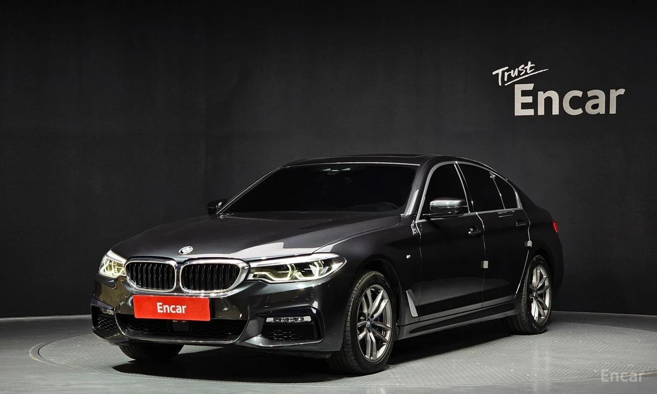 BMW 530 XDRIVE* M* SPORT* HUD* КАМЕРА* SUNROOF* 