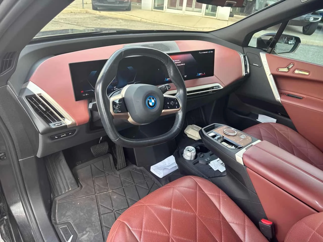 BMW iX xDrive50  CARFAX, снимка 8 - Автомобили и джипове - 55220732