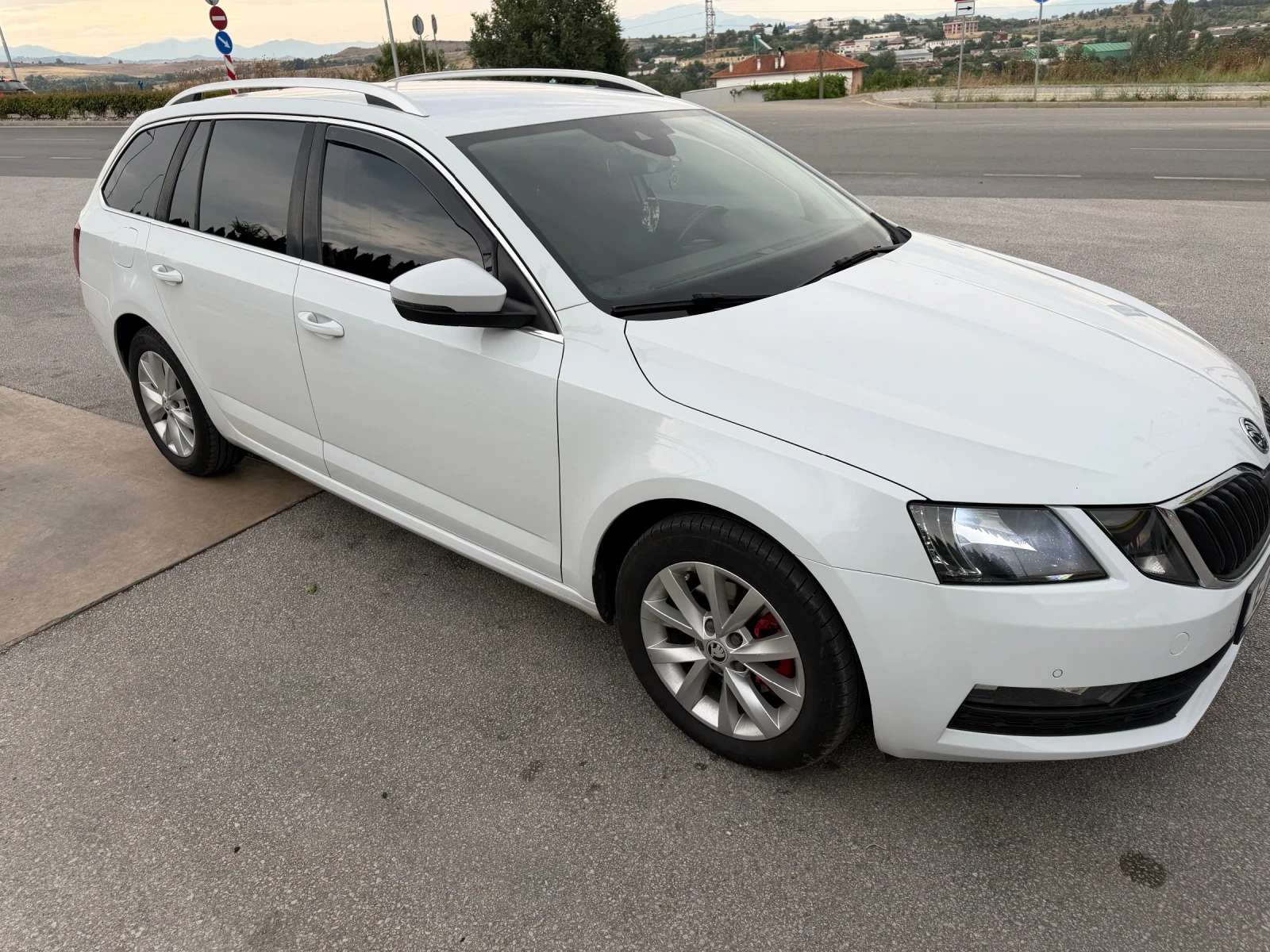 Skoda Octavia, снимка 4 - Автомобили и джипове - 55253872