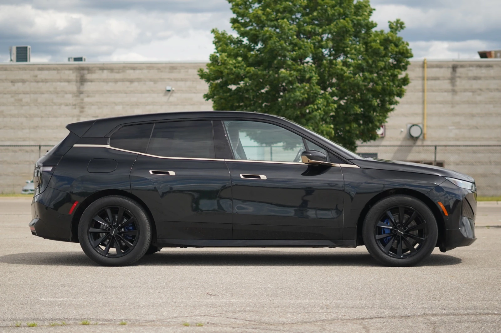 BMW iX M-pkg* Harman/Kardon* Soft-Close* �����* Head-Up*  | Mobile.bg � ����������� 5
