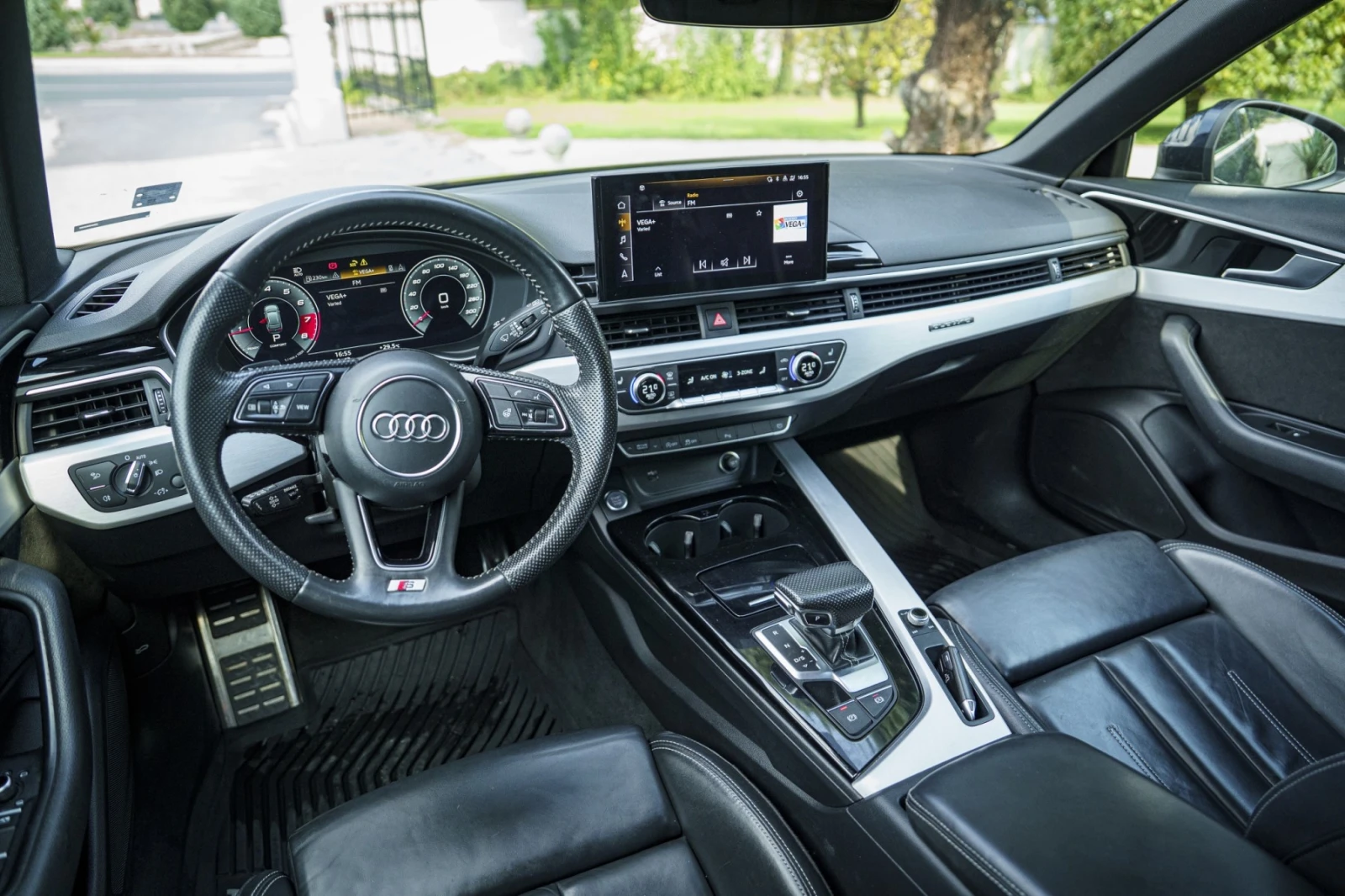 Audi A4, снимка 14 - Автомобили и джипове - 56161724