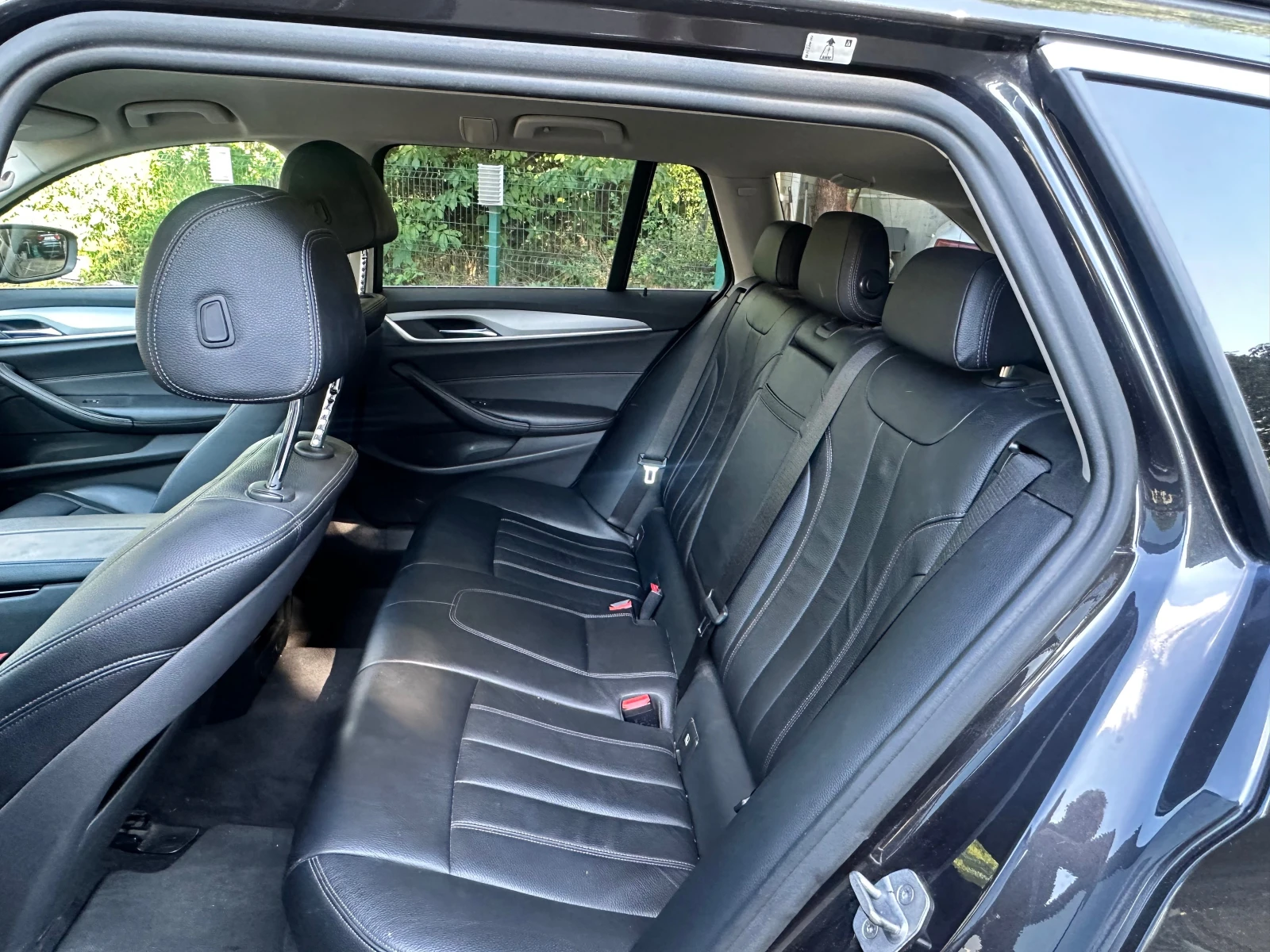BMW 520 xdrive, снимка 14 - Автомобили и джипове - 56177359