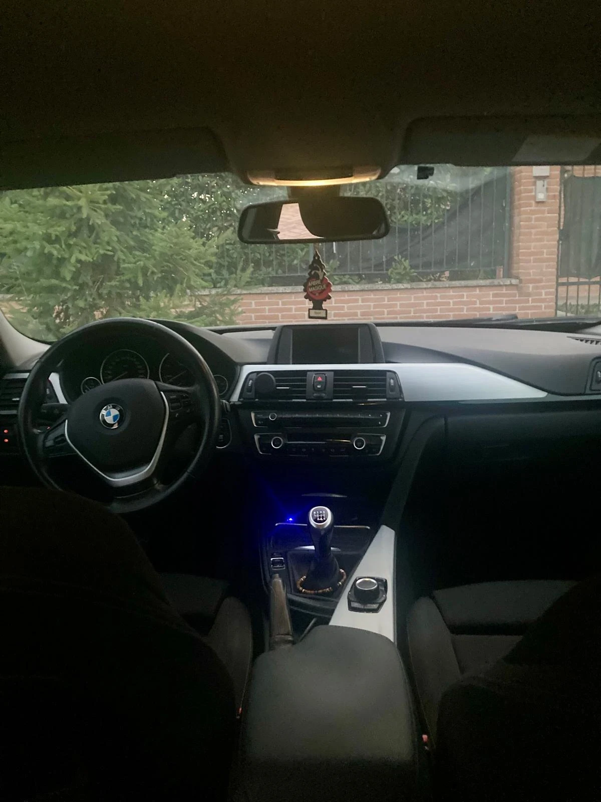 BMW 320 X-DRIVE, снимка 5 - Автомобили и джипове - 56334081