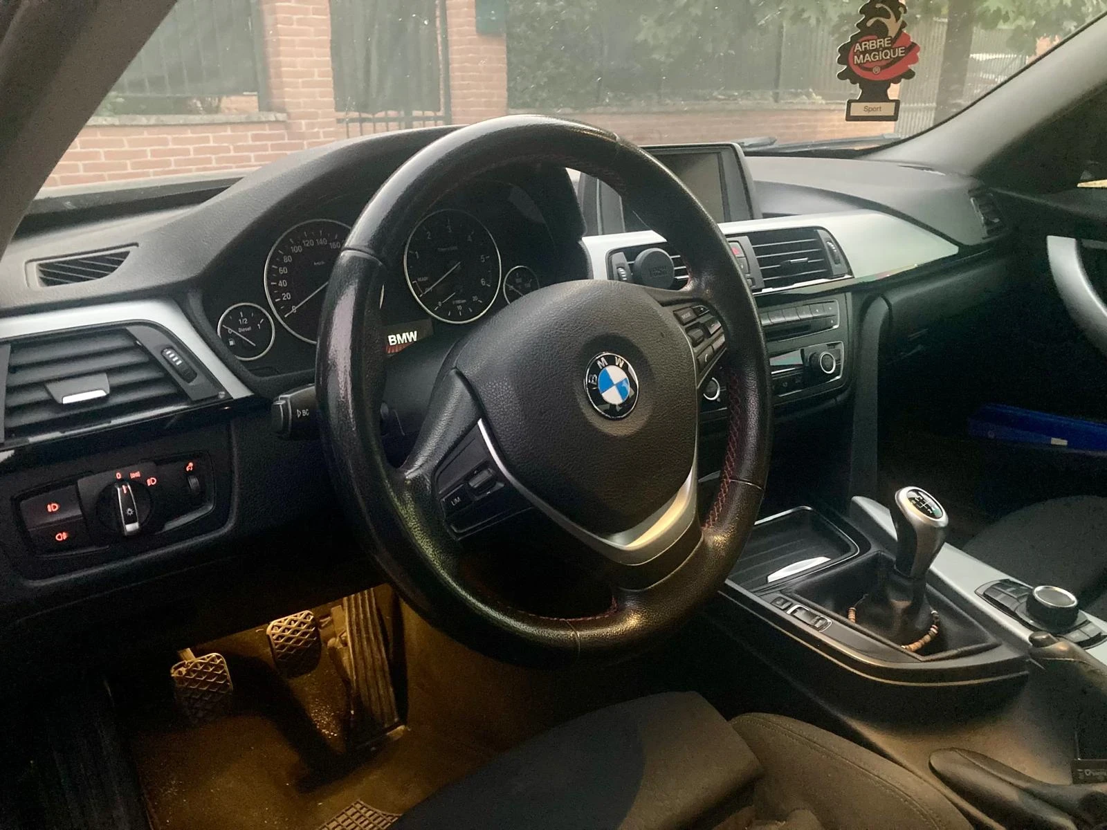 BMW 320 X-DRIVE, снимка 4 - Автомобили и джипове - 56334081