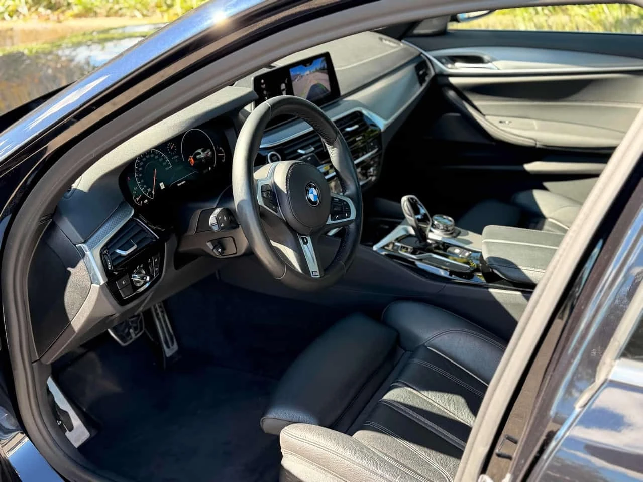 BMW 530 * xDrive * CARFAX * ����� �� ����������� | Mobile.bg � ����������� 5