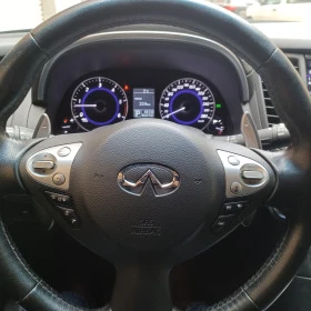 Infiniti QX70 3.0D S Premium, снимка 8