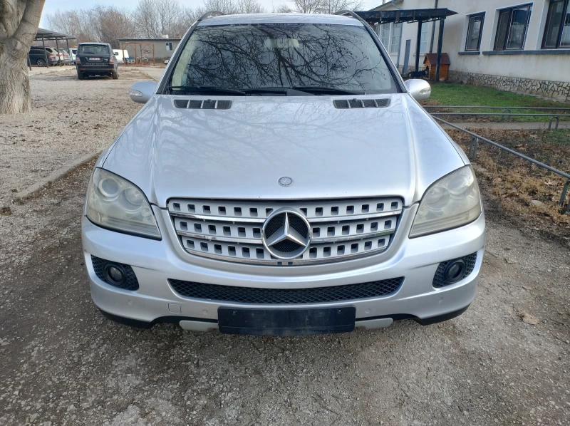 Mercedes-Benz ML 320 3.0 V6 CDI 4 MATIC SPORT, снимка 2 - Автомобили и джипове - 48448950