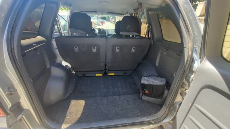 Toyota Rav4, снимка 10 - Автомобили и джипове - 52326408