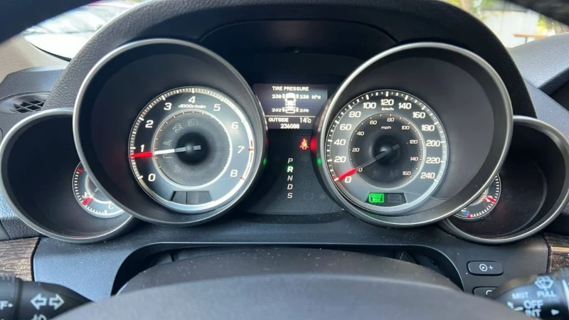Acura Mdx, снимка 10 - Автомобили и джипове - 52530690