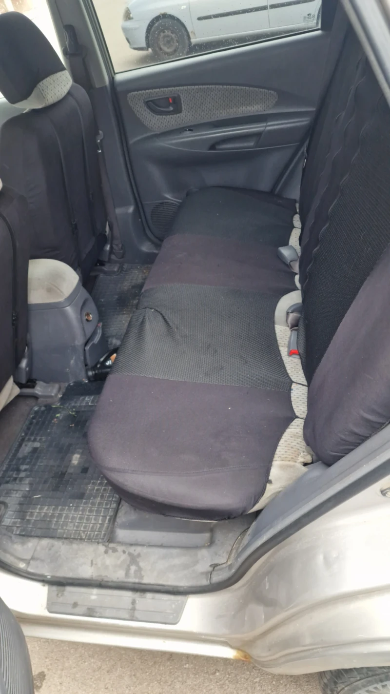 Hyundai Tucson, снимка 7 - Автомобили и джипове - 52090385