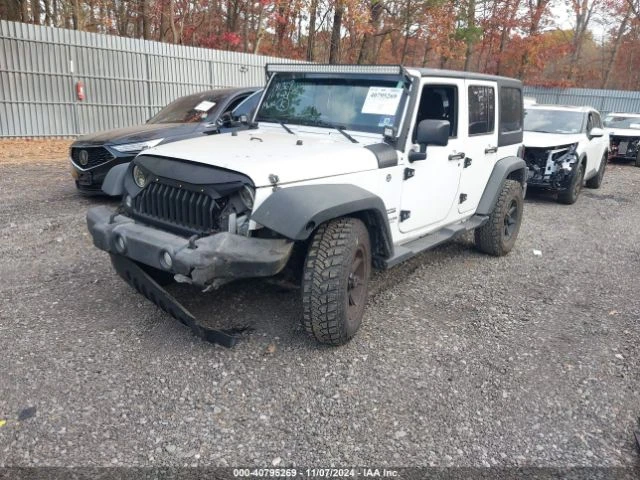 Jeep Wrangler UNLIMITED SPORT, Налична Сервизна, Минимална щета!, снимка 2 - Автомобили и джипове - 48722648