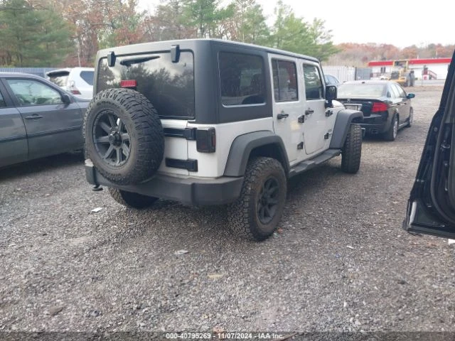 Jeep Wrangler UNLIMITED SPORT, Налична Сервизна, Минимална щета!, снимка 8 - Автомобили и джипове - 48722648