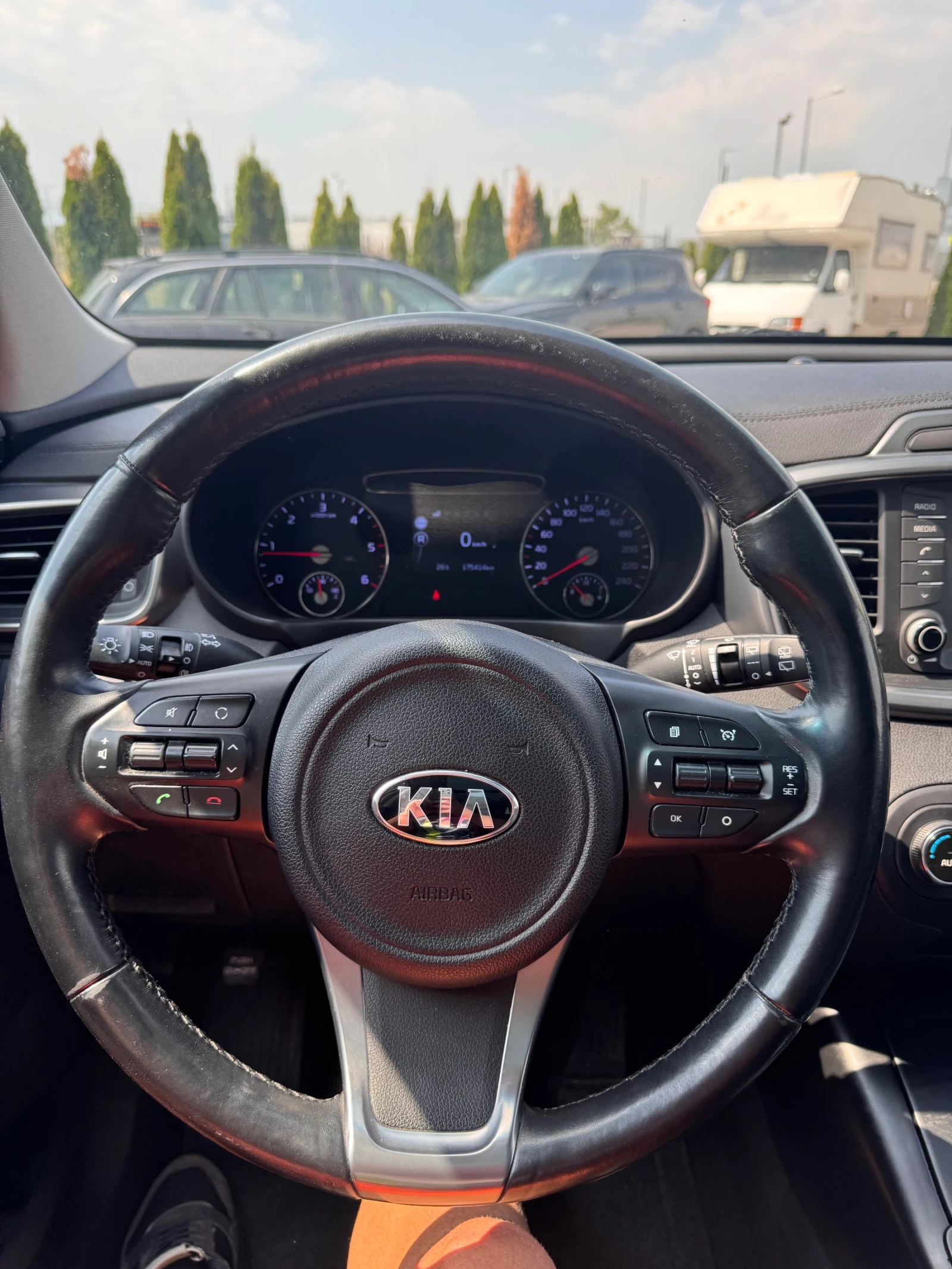 Kia Sorento * TOP* 6+ 1* 2.2CRDI*  - изображение 8