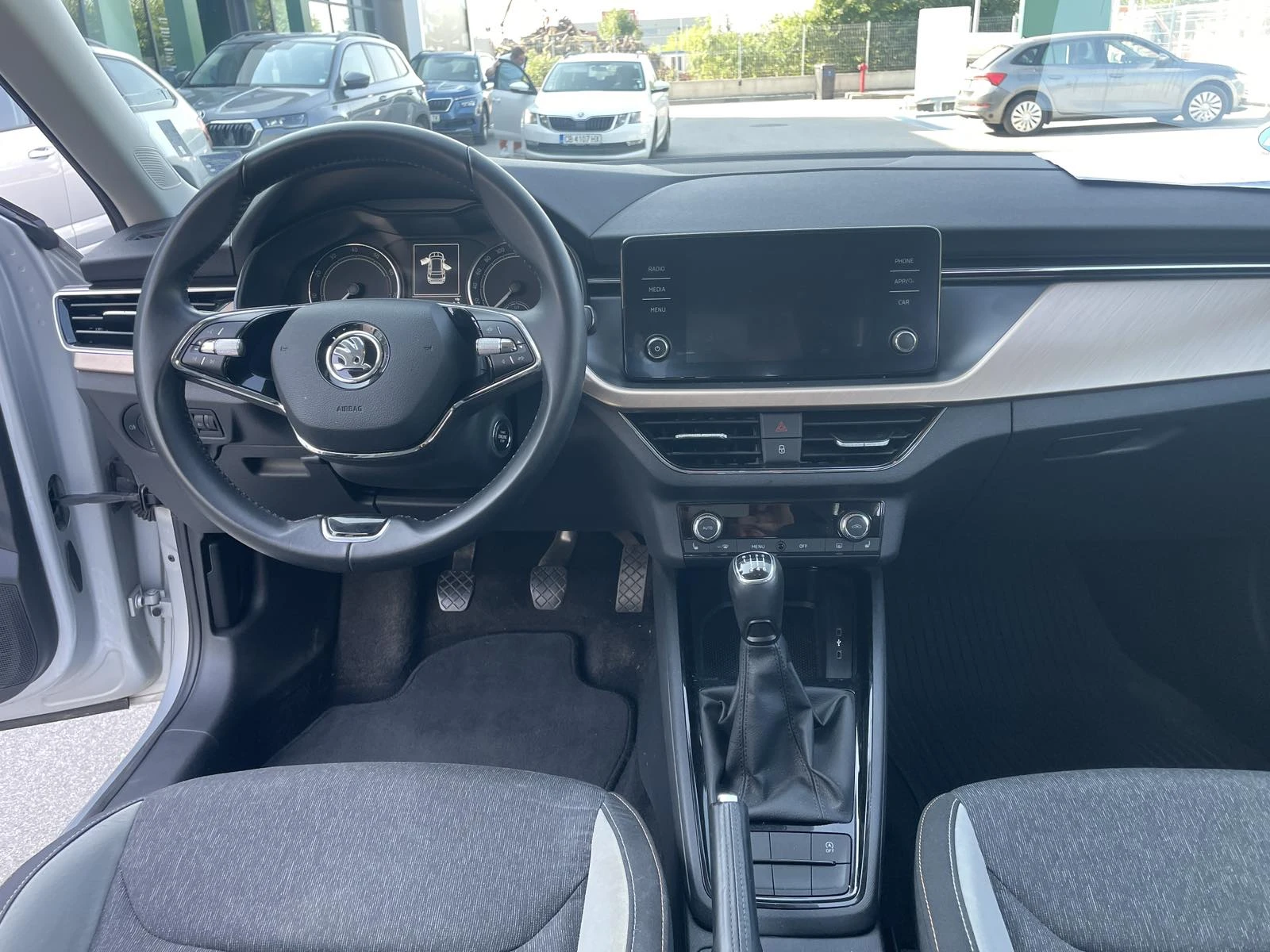 Skoda Kamiq Style 1.0 TSI G-TEC 90к.с. 6МТ  - изображение 6