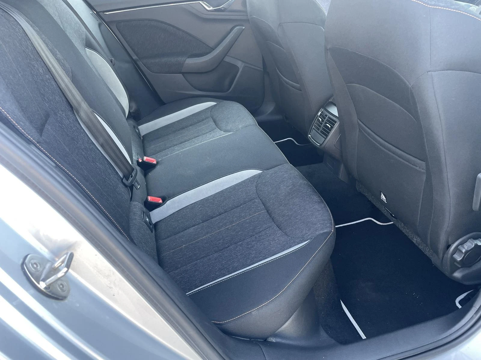 Skoda Kamiq Style 1.0 TSI G-TEC 90к.с. 6МТ  - изображение 8