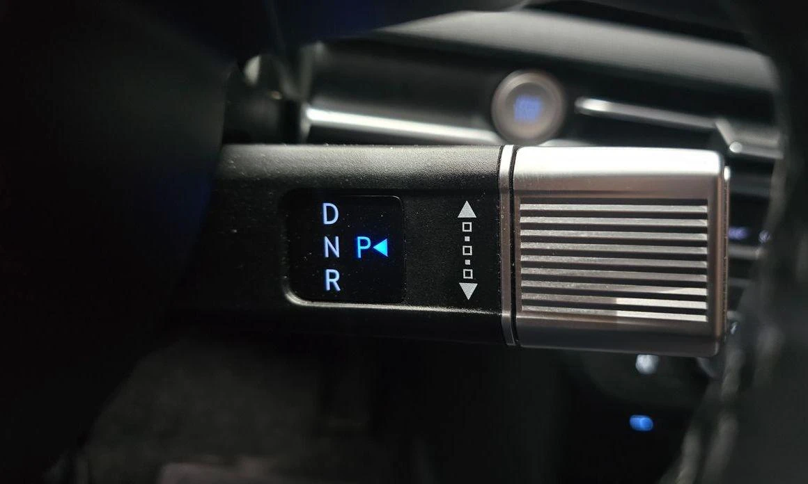 Hyundai Tucson Diesel 2.0 2WD Modern * НАЙ-ДОБРА ЦЕНА В БЪЛГАРИЯ* - изображение 9