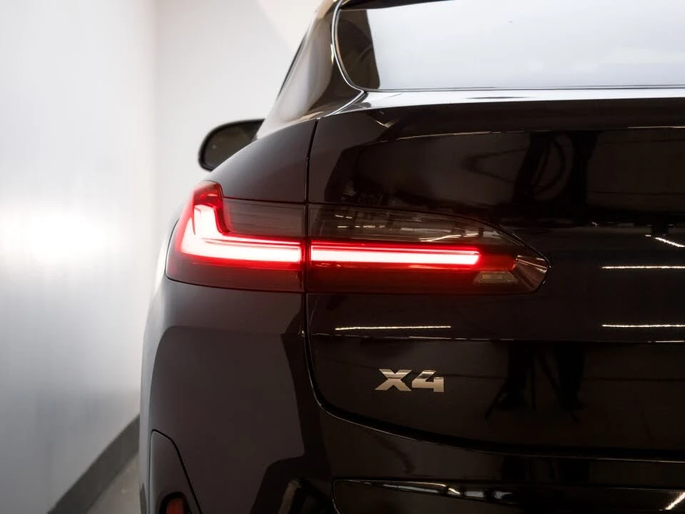 BMW X4 M40i* Pano* Камера* Подгрев - изображение 4