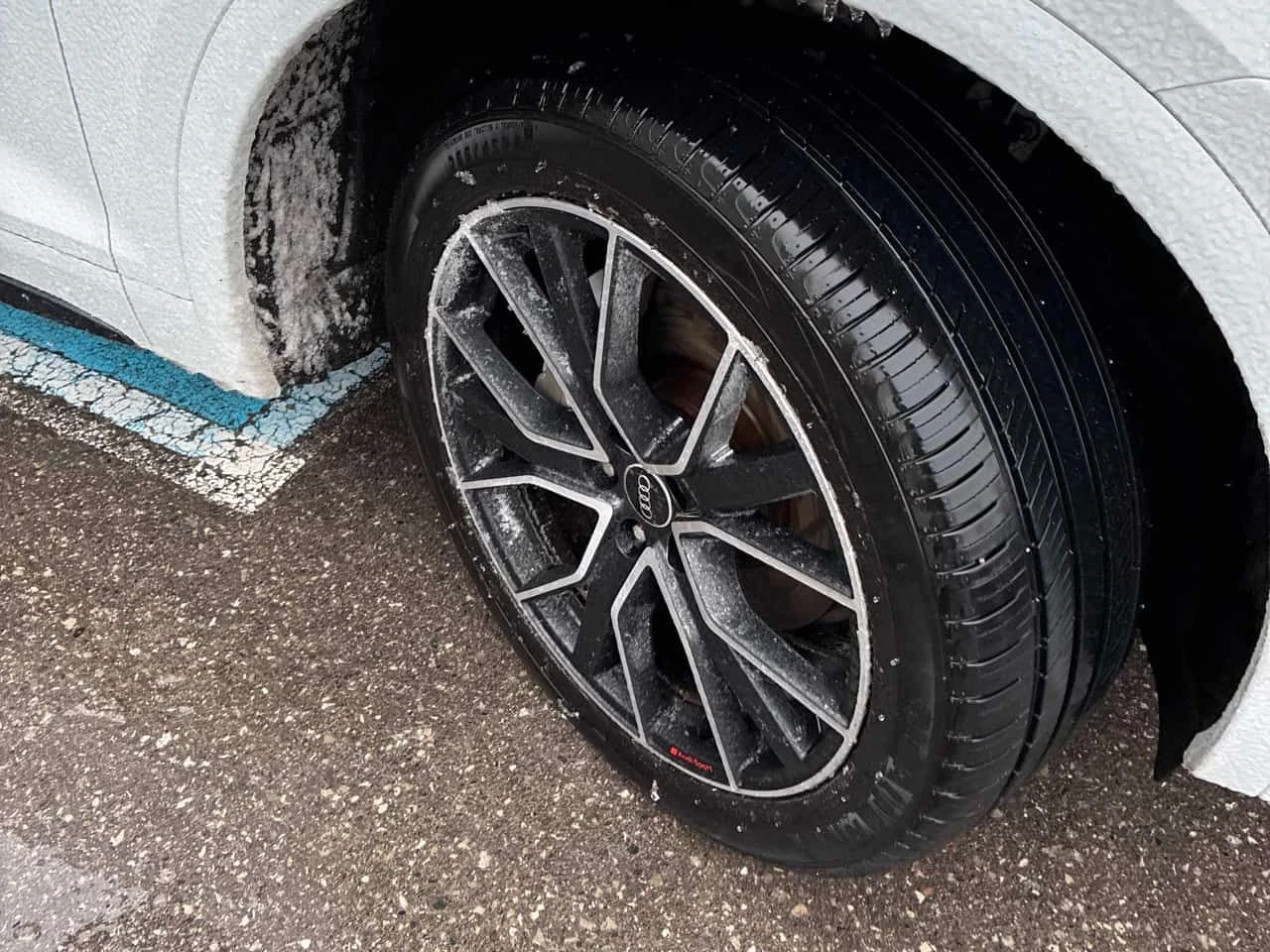 Audi Q5 Technik  CARFAX, снимка 7 - Автомобили и джипове - 53977674