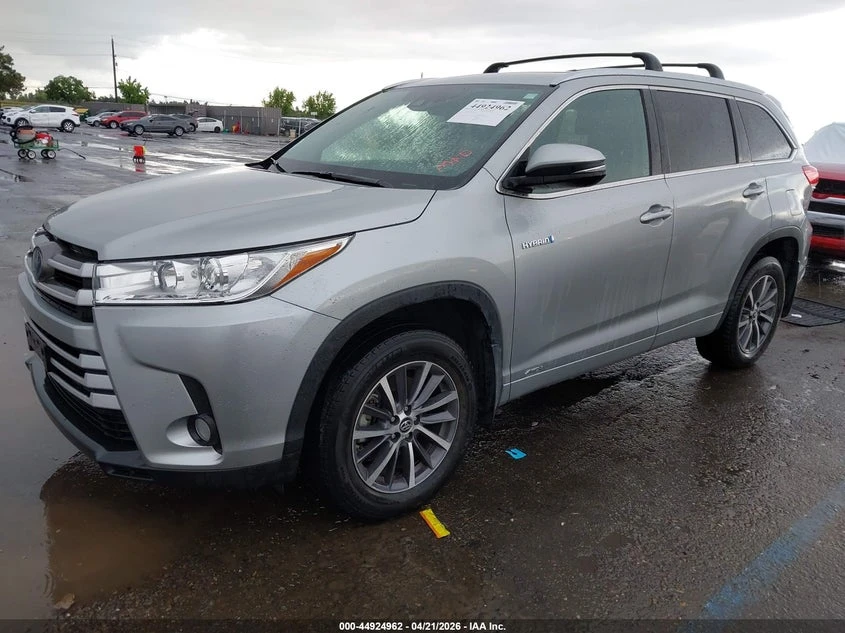 Toyota Highlander 3.5l Hybrid Xle, снимка 2 - Автомобили и джипове - 54860846