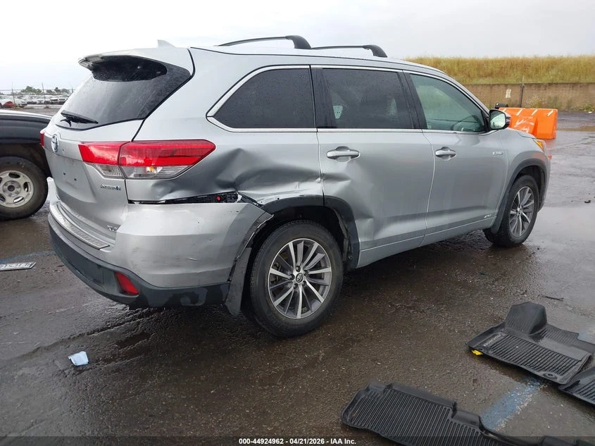 Toyota Highlander 3.5l Hybrid Xle, снимка 4 - Автомобили и джипове - 54860846