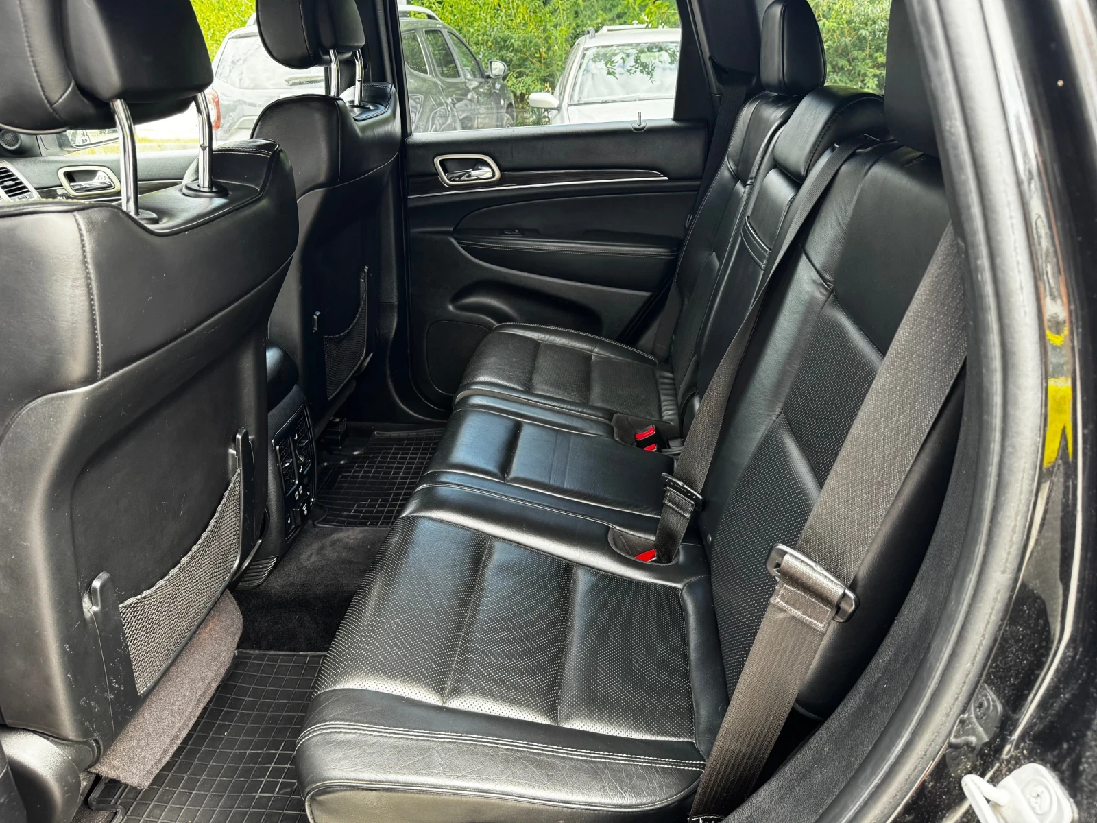 Jeep Grand cherokee 5.7 Overland , снимка 7 - Автомобили и джипове - 55195276