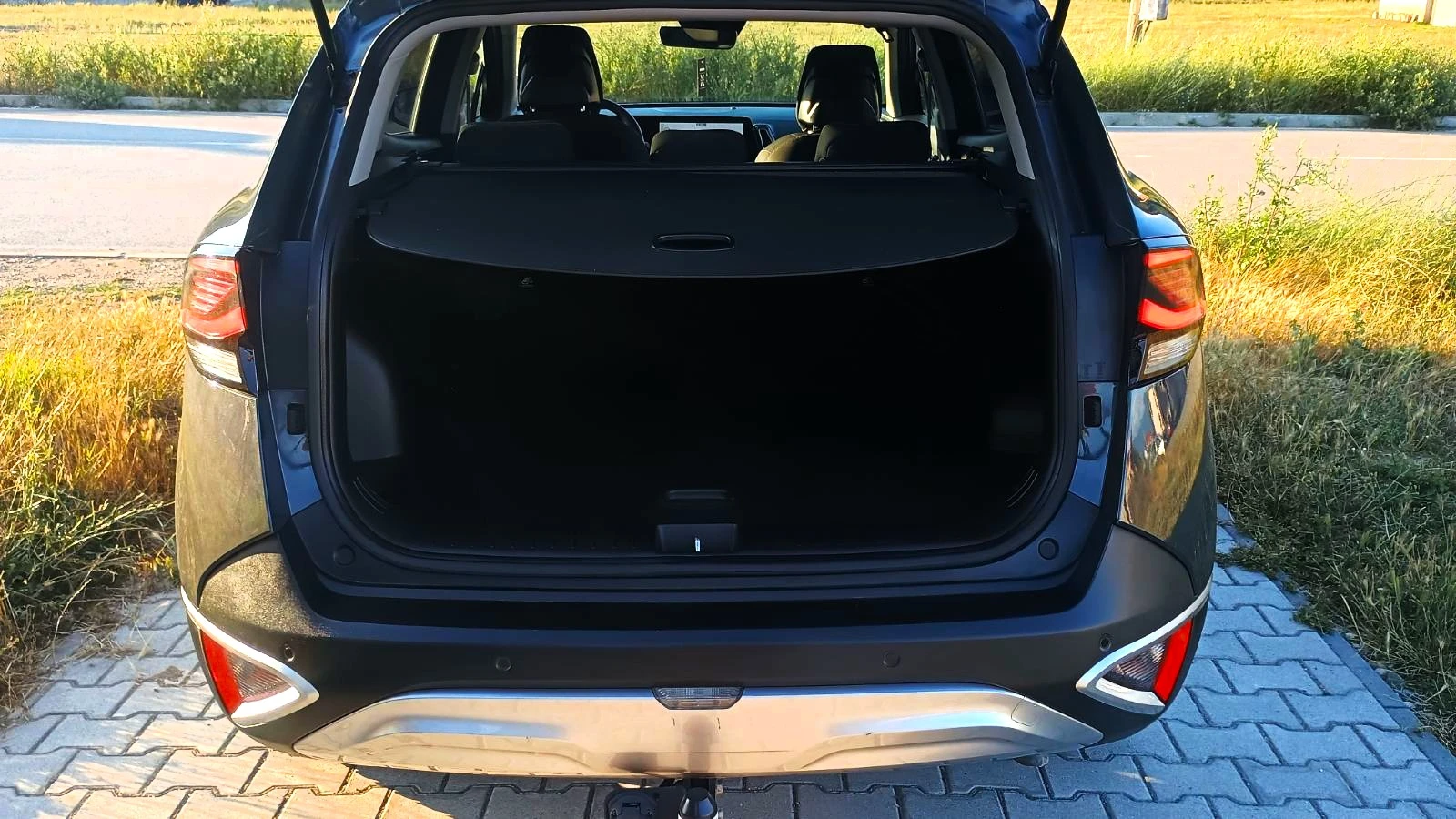 Kia Sportage 1.6 T-GDI Hybrid, снимка 7 - Автомобили и джипове - 55383066