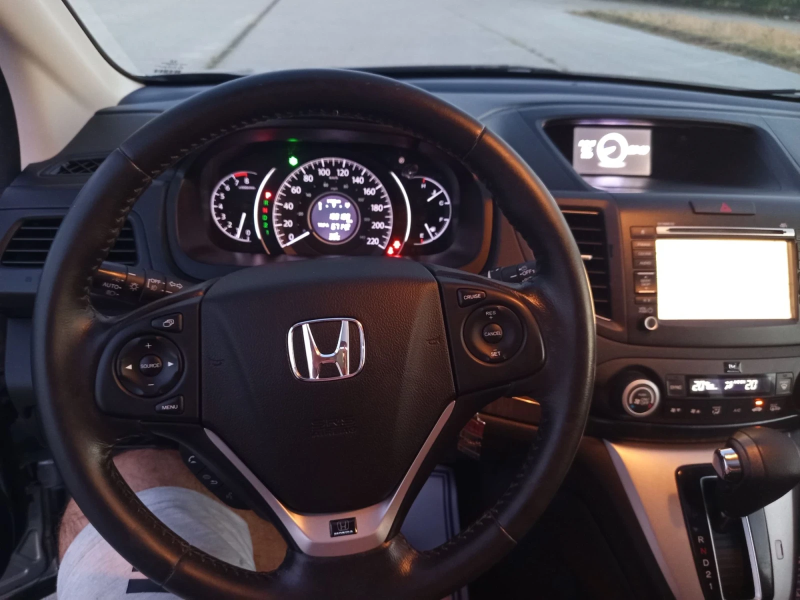 Honda Cr-v 2.4 185kc AWD 4x4 TOURING , снимка 12 - Автомобили и джипове - 55646902